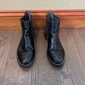 Black silver design booties